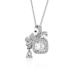 BOUTIQUE 1.5 Carat Moissanite 925 Sterling Silver Bowknot Pendant Necklace